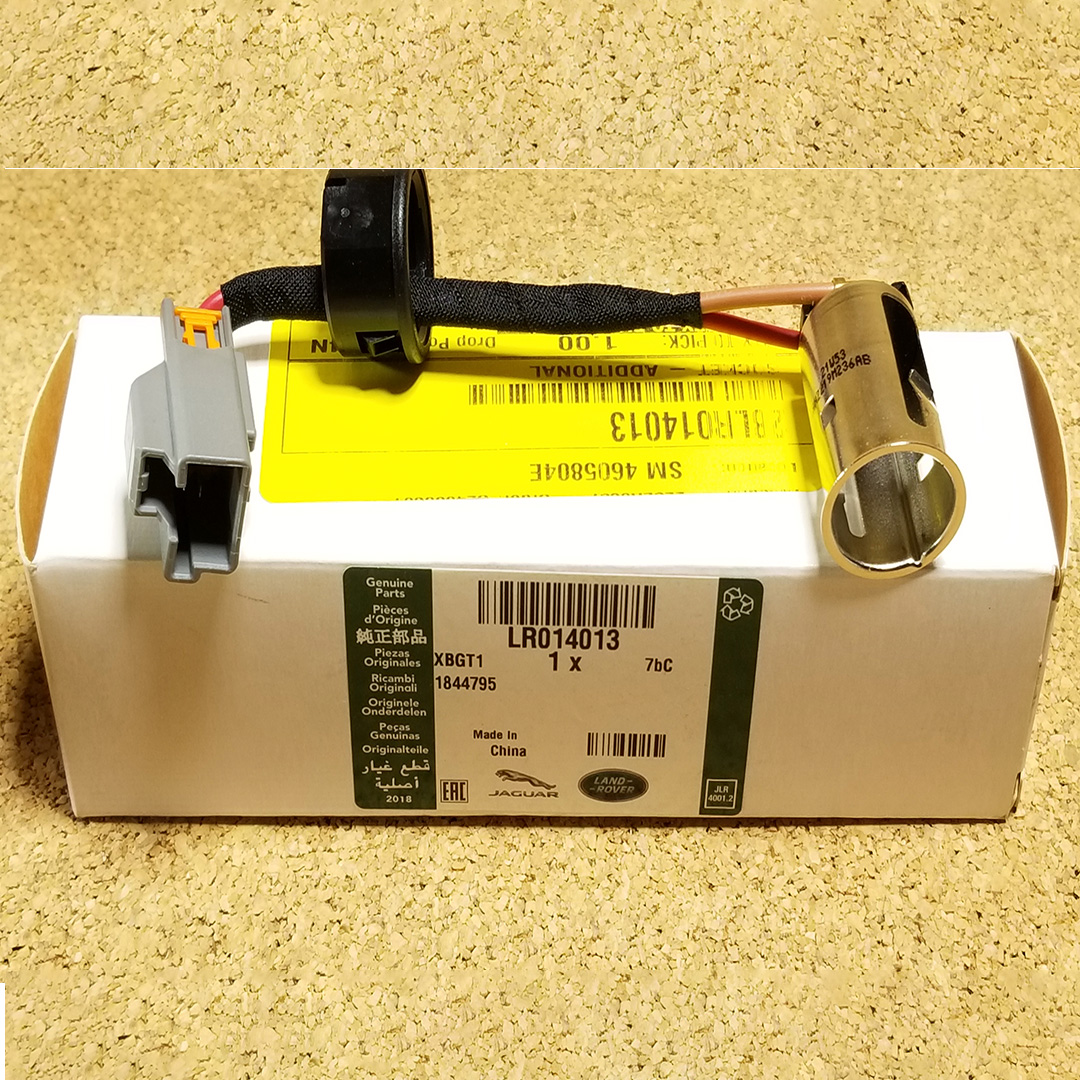GENUINE LAND ROVER CIGAR LIGHTER SOCKET LR4 LR2 OEM NEW  LR014013