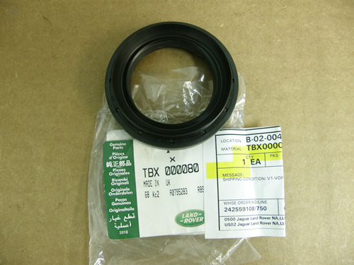LAND ROVER FRONT BRACKET DIFFERENTIAL SEAL RANGE ROVER 07-09 10-12 OEM NEW TBX000080