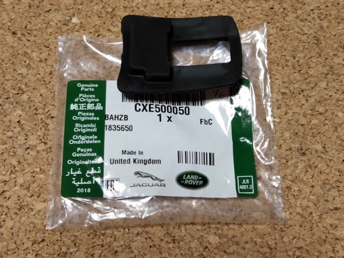 GENUINE LAND ROVER DOOR HANDLE GASKET RANGE ROVER SPORT LR2 LR3