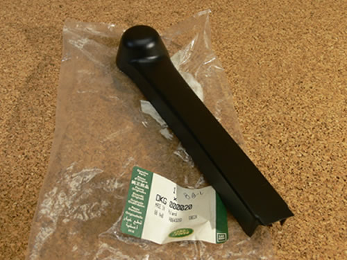 GENUINE LAND ROVER WIPER ARM NUT CAP COVER RANGE ROVER 03-12 RH DKG000020