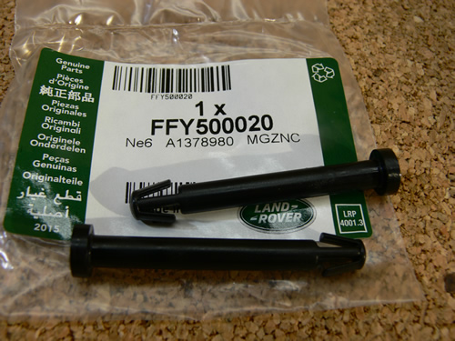 LAND ROVER GLOVEBOX HINGE PIN SET LOWER RANGE ROVER SPORT 05-12 LR3 FFY500020