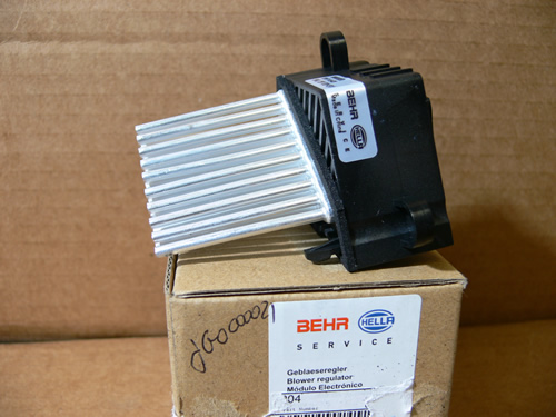 LAND ROVER BLOWER MOTOR REGULATOR RESISTOR RANGE ROVER 03-05 06-09 NEW BEHR JGO000021