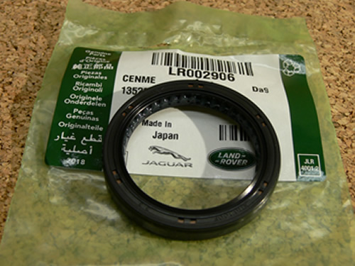 GENUINE LAND ROVER OUTER DIFFERENTIAL OIL RING SEAL RANGE ROVER EVOQUE LR2 NEW LR002906