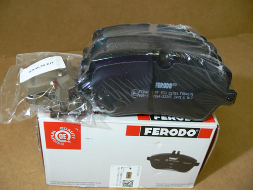 LAND ROVER REAR BRAKE PADS RANGE ROVER 13 RANGE ROVER SPORT 14 NEW DISCOVERY 17 LR164821 FERODO