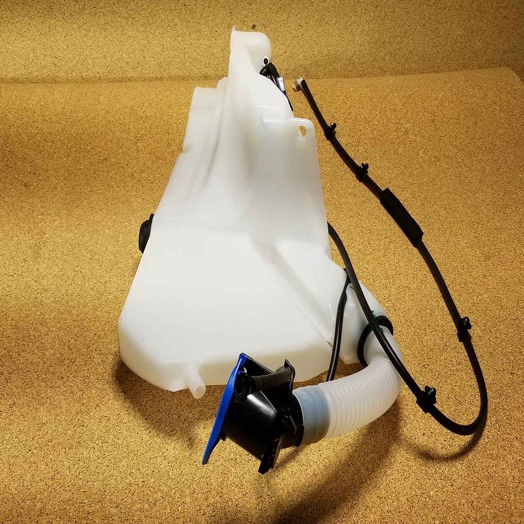 GENUINE LAND ROVER WINDSHIELD WASHER RESERVOIR TANK RANGE ROVER VELAR 