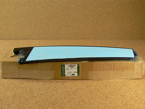 GENUINE LAND ROVER FINISHER C PILLAR RANGE ROVER SPORT 15 ONWARD RH NEW LR118290