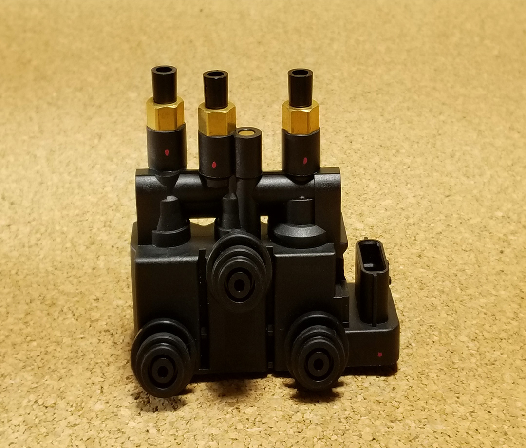 LAND ROVER FRONT AIR SUSPENSION VALVE BLOCK RANGE ROVER 13 ON RANGE ROVER SPORT 14 ON DISCOVERY 17 ON RANGE ROVER VELAR LR176325