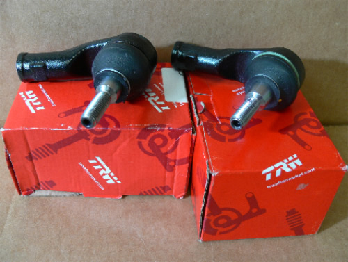 LAND ROVER STEERING TIE ROD END OUTER SET LR3 M12 TRW NEW LR010671