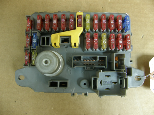 LAND ROVER FUSE BOX PASSENGER COMPARTMENT RR CLASSIC ... rover 25 passenger fuse box 