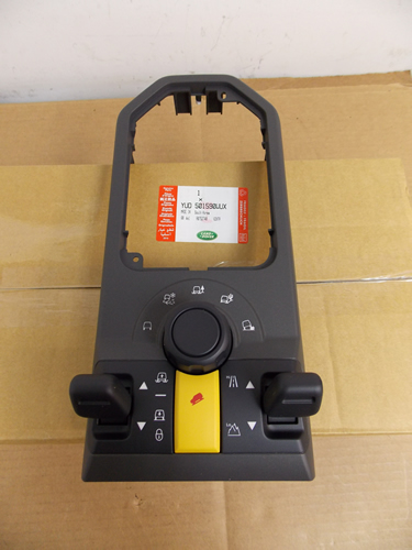 GENUINE LAND ROVER SWITCH WITH TERRAIN FLOOR CONSOLE LR3 OEM NEW YUD501590WUX